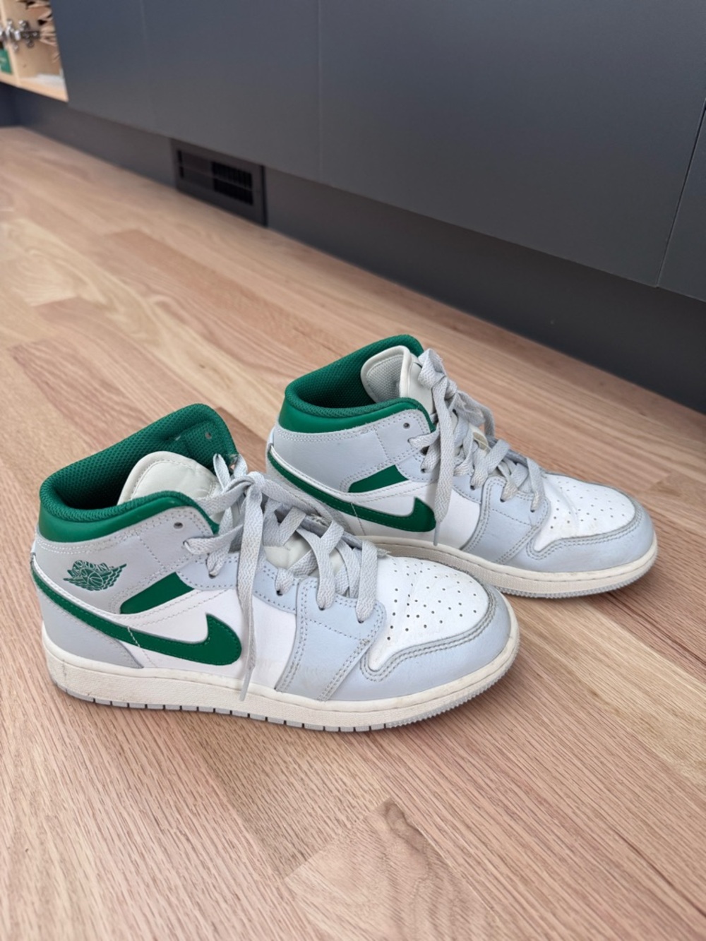 Nike Kids White and Green Mid-Top Sneakers